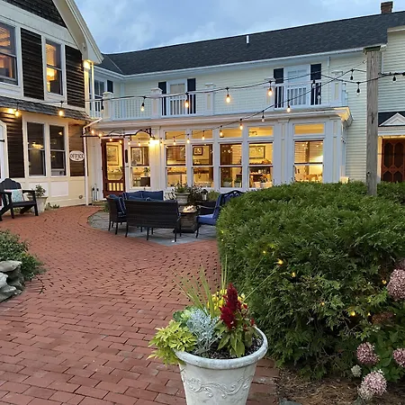 Spouter Inn Bed & Breakfast-2